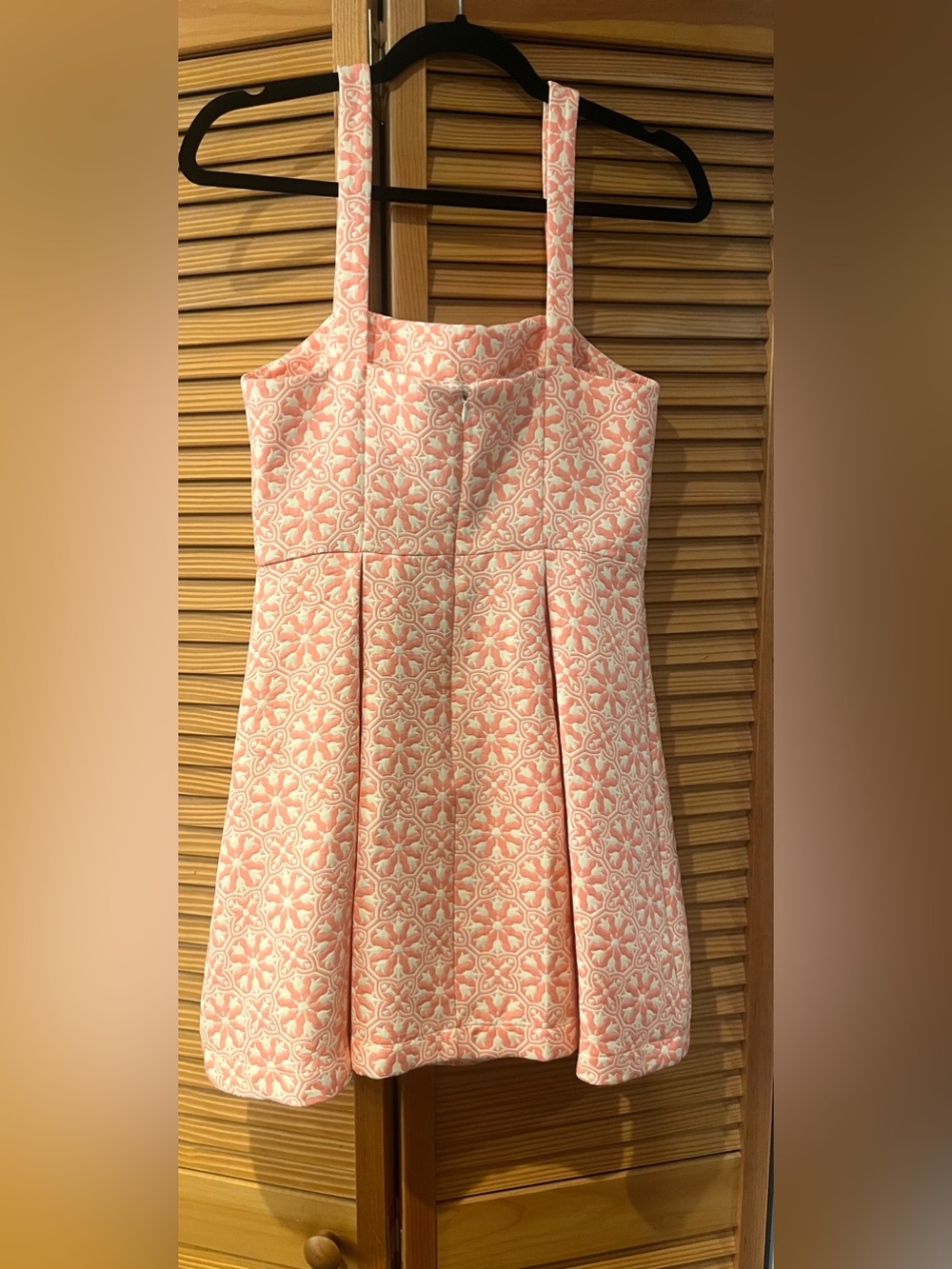 Forever 21 Coral and Cream Floral Jacquard Mini Dress - Picture 2 of 3